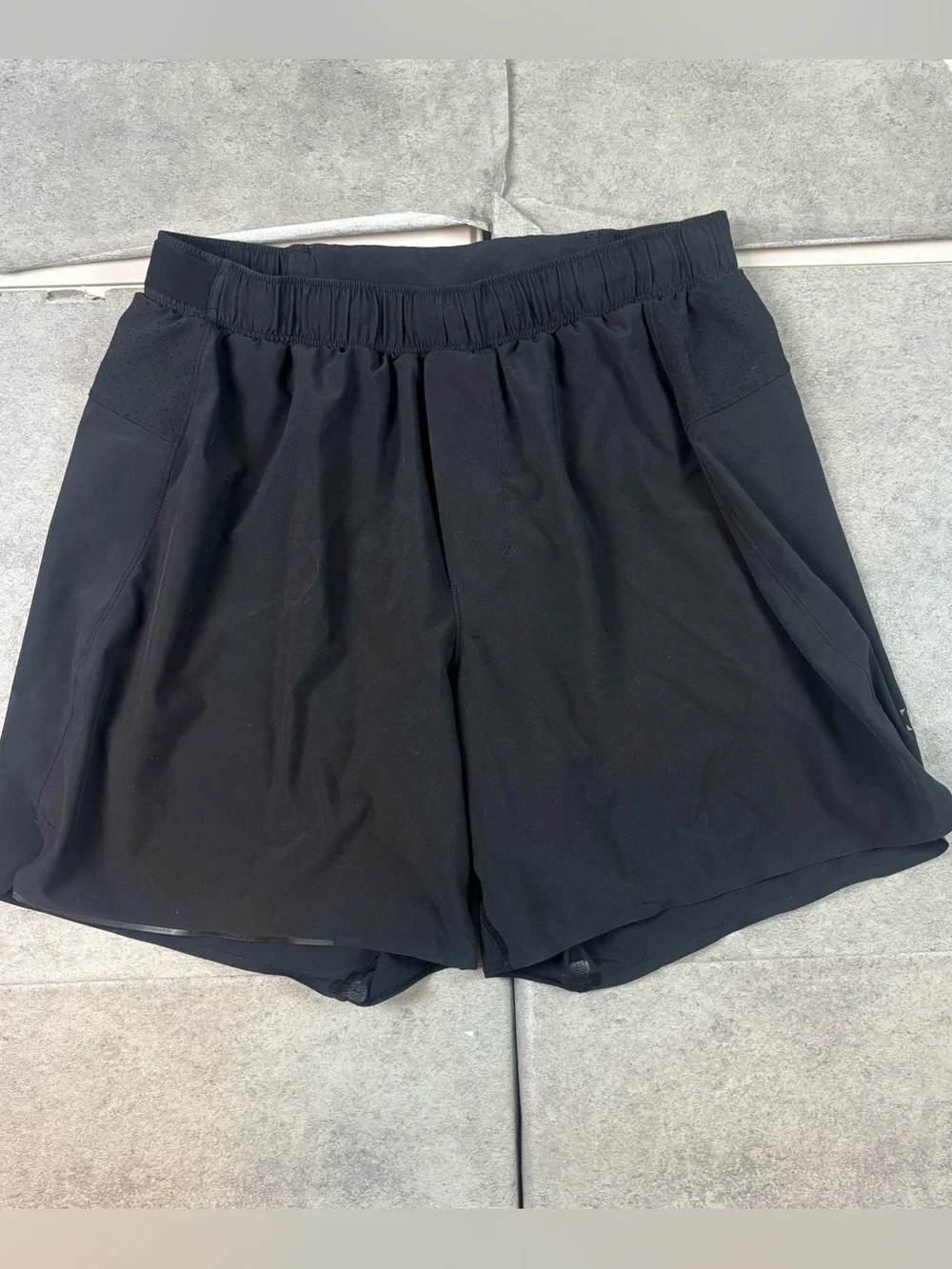 Lululemon Surge Short 6" Lined Drawstring Black Medium M7A99S - Picture 1 of 10